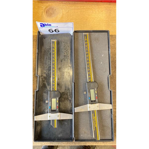 PAIR OF ELECTRONIC DIGITAL DEPTH GAGE 150MM & 200MM IN CASE