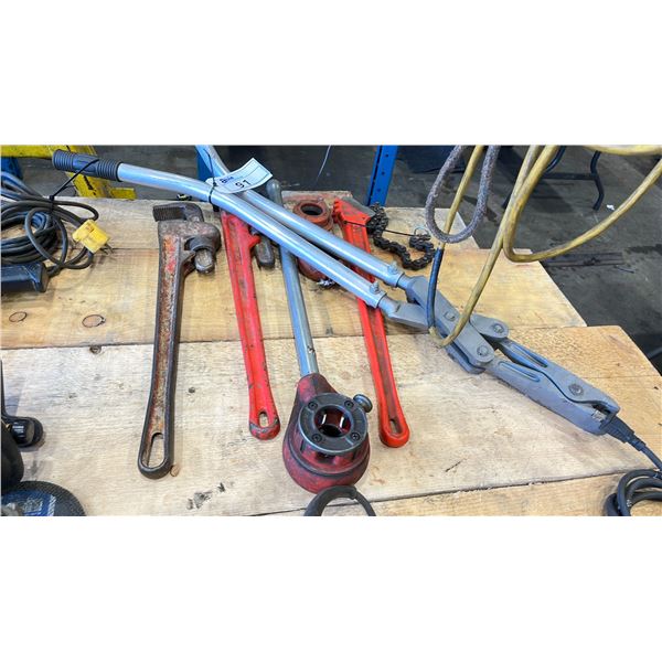 GROUP OF RIGID PIPE FITTING TOOLS & HOLE CRIMPER