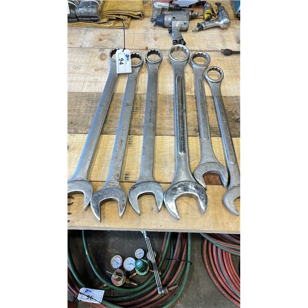 GROUP OF 6 HEAVY DUTY COMBINATION WRENCHES, ASSORTED SIZED