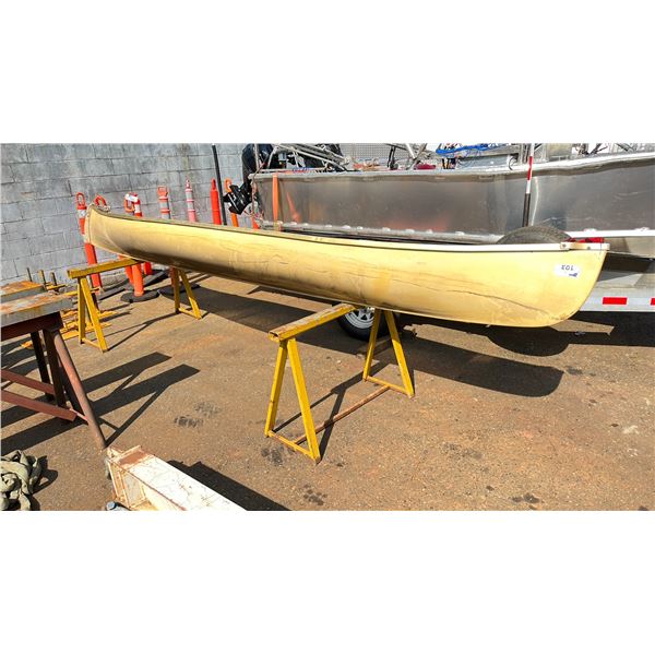 16' CADORETTE FIBERGLASS CANOE