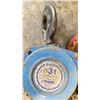 Image 2 : TRALIFT 3 TON INDUSTRIAL CHAIN HOIST & UNKNOWN CHAIN HOIST