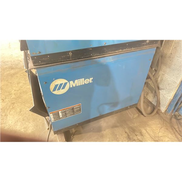 MILLER DIMENSION 450 CC/CV DC WELDING POWER SOURCE
