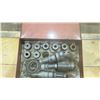 Image 2 : METAL CASE OF ASSORTED DRILL CHUCKS