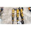 Image 2 : 3 DEWALT ELECTRIC GRINDERS