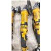 Image 4 : 3 DEWALT ELECTRIC GRINDERS