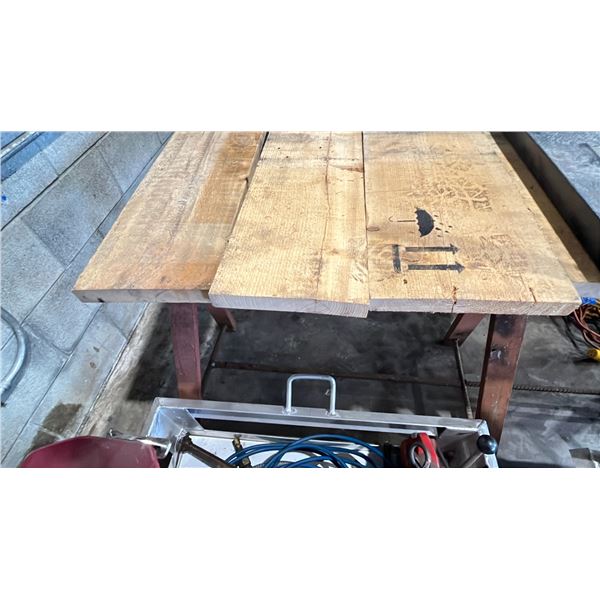 12 ASSORTED WOOD PLANKS APPROX 9'