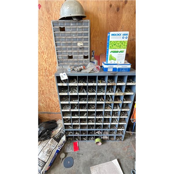 72 COMPARTMENT HARDWARE PIGEONHOLE ORGANIZER WITH CONTENTS & SMALL PARTS ORGANIZER