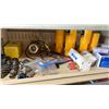 Image 4 : 5 DRAWER METAL CABINET WITH ASSORTED WELDING/DRILLING AND MACHINING FITTINGS/HARDWARE