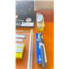 Image 4 : GROUP OF ASSORTED MACHINIST ITEMS - CYLINDER GAUGE, MICROMETER, GAUGE DIAL, HILTI CHARGER,ETC.