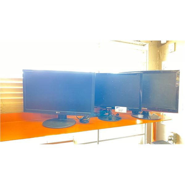 GROUP OF (3) 24" COMPUTER MONITORS - (2) SAMSUNG AND (1) LG