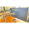 Image 2 : 2 - DELL 21" COMPUTER MONITORS WITH DOUBLE MONITOR DESK MOUNT
