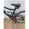 Image 2 : ** Columbia Mountain Bike - 24" Tires - CANNOT SHIP