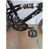 Image 7 : ** Columbia Mountain Bike - 24" Tires - CANNOT SHIP