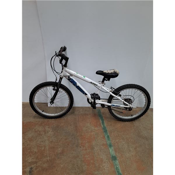 ** Avigo Grinder BMX Bicycle - 20" 'Tires - Some Wear - CANNOT SHIP