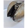 Image 3 : Large Motorcycle Gas Tank - 24" x 12" x 9"  -  PICK UP