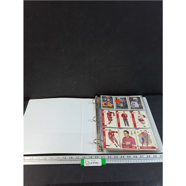 Binder of Vintage Hockey Trading Cards & Rookies (28 Sheets)