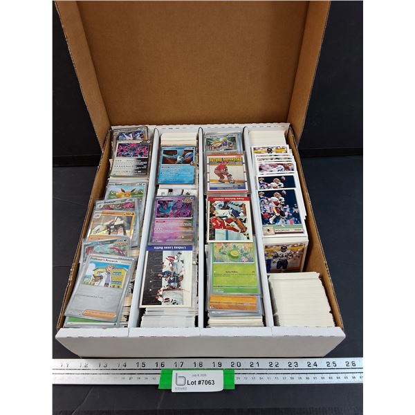 (3,200+) All Stars Hockey & Football Trading Cards Lot & Pokemon Trading Cards Lot - CANNOT GUARANTE