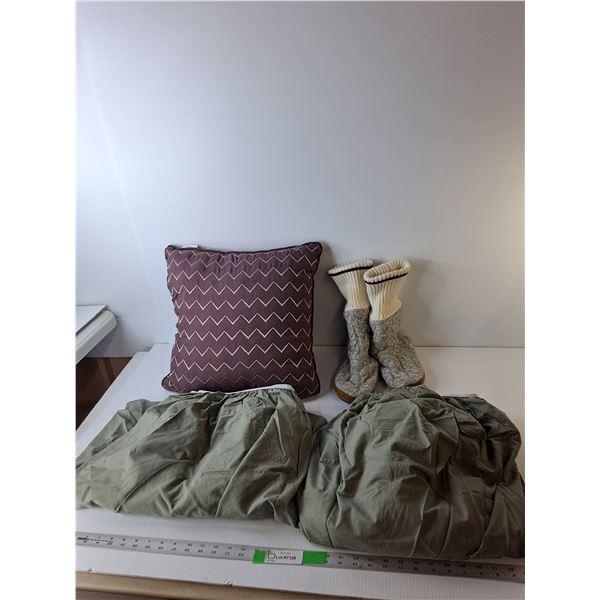 Throw Pillow, (2) Fitted Twin Sheets, Boot Slippers-S