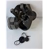 Image 2 : Rubber Gas Mask-L & Military Bag