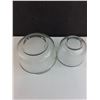 Image 2 : (2) Glass Mixing Bowls 9.5" & 7" Dia
