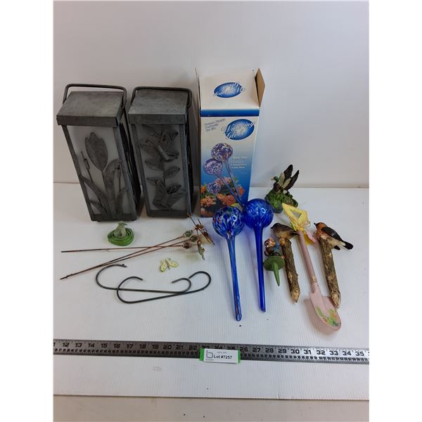 Backyard/Garden Decor, Watering Globes