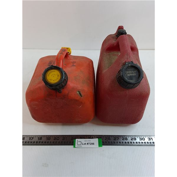 (2) Jerry Cans (4.6L & 4.7L) - Pickup Only