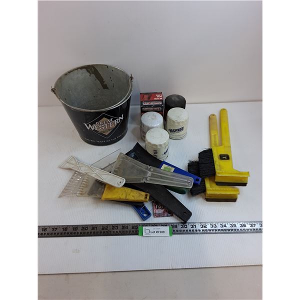 Great Western Ice Bucket, Oil Filters, Window Scrapers/Brushes