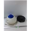 Image 1 : Vicks Humidifier, Proctor Silex Compact Grill -  Both Turn On