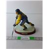 Image 1 : The Natalia Collection Ceramic Hockey Figurine 8" Tall