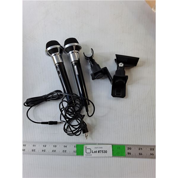 (2) Dynamic Microphones & (2) Clamps- Untested