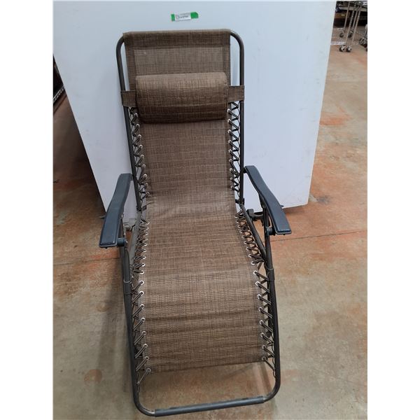 *Zero Gravity Chair- As Is, Possible Broken Locks  -  PICK UP