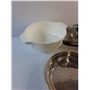 Image 4 : Various Cooking Pots with Lids & Frying Pan and Plastic Strainer