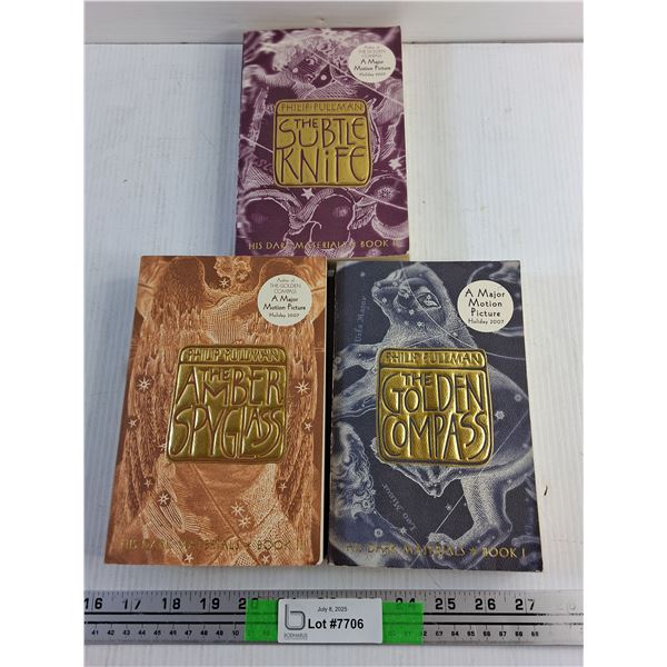 (3) Philip Pullman Books - The Amber Spyglass, The Golden Compass and The Subtle Knife