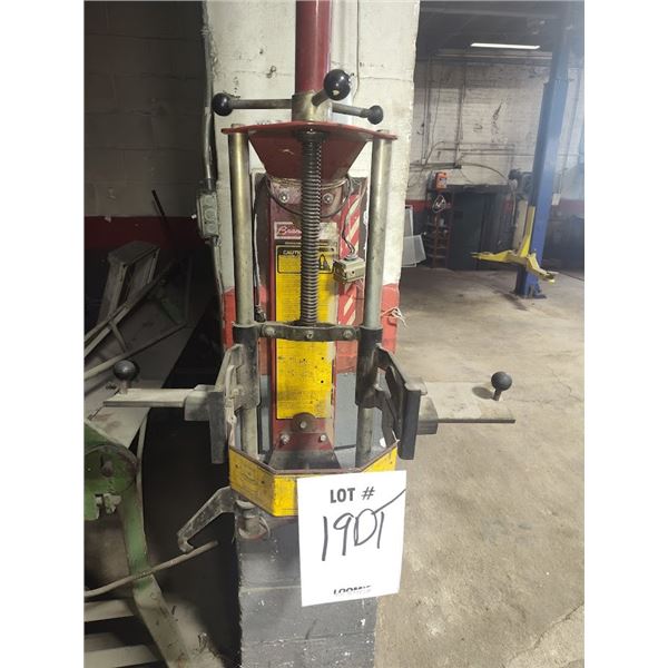 BRANAK MST-580A STRUT SPRING COMPRESSOR