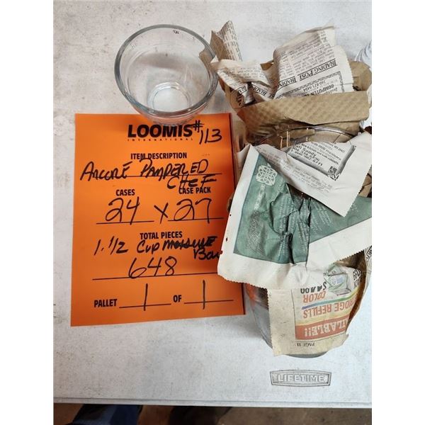 SOLD /Anchor Hocking Pampered Chef 1.5 Cup Glass Mixing Bowl