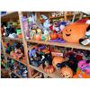 Image 2 : Showroom Halloween , Harvest & Thanksgiving Items (Approx. 3,500 Pcs)