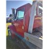 Image 11 : 2000 INTERNATIONAL TILT BED