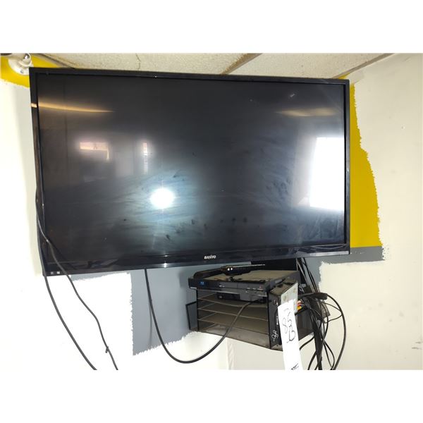 SANYO TV & DVD PLAYER