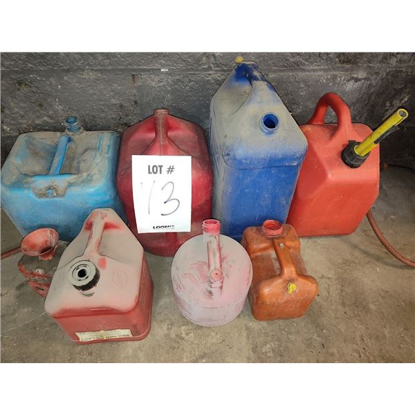 GAS CAN LOT SET OF 6