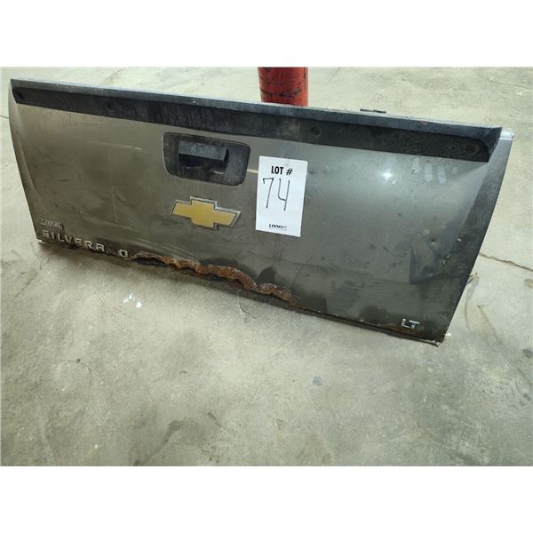 USED PICK UP TAIL GATE