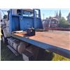 Image 16 : FORD 9000 1990 TILT BED TRUCK