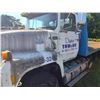 Image 8 : FORD 9000 1990 TILT BED TRUCK