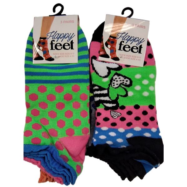 SET OF 2 HAPPY FEET ANKLE SOCKS - LOT VALUE $9.98