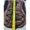 Image 3 : MOSSY OAK CAMO BACKPACK WITH 3 POCKETS AND DEER EMBLEM : COMP $39.99