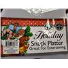 Image 6 : 18" GOOSEBERRY GINGERBREAD MAN HOLIDAY SNACK PLATTER/ DISHWASHER SAFE : COMP $19.99