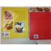 Image 2 : SET OF 2 COOK BOOKS - COOKIES COLLECTOR EDITION - THE CUPCAKE BIBLE