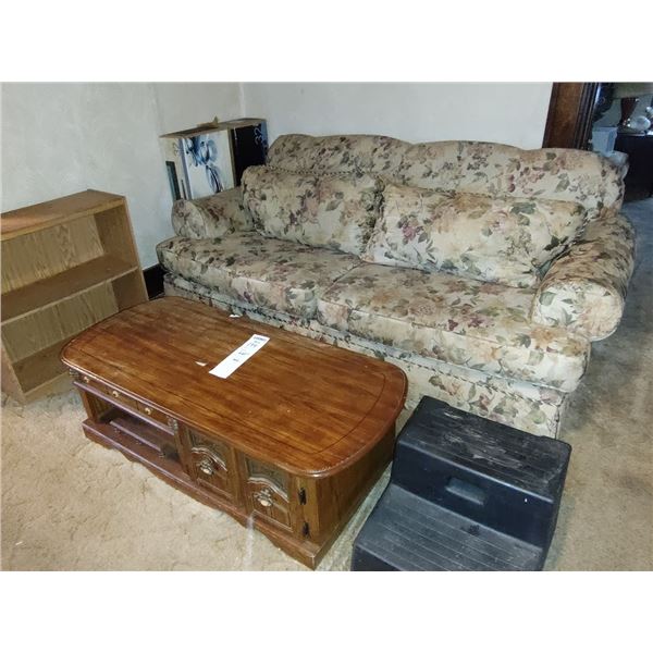 ROOM BUNDLE WITH A COUCH, COFFEE TABLE, STEP STOOL, AND BOOKSHELF