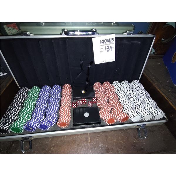 POKER SET WITH METAL CASE