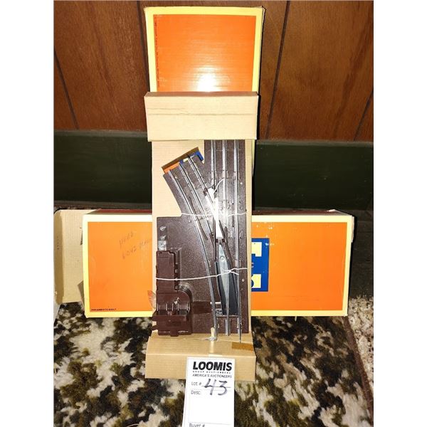 SET OF 2 LIONEL SWITCH UNITS RIGHT AND LEFT
