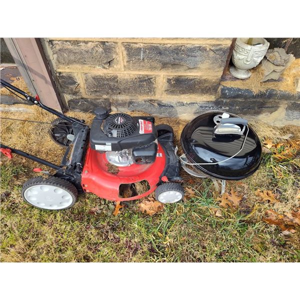 TROY BUILT PUSH MOWER WITH HONDA HVC 1600 ENGINE AND WEBBER GRILL (LIKE NEW)
